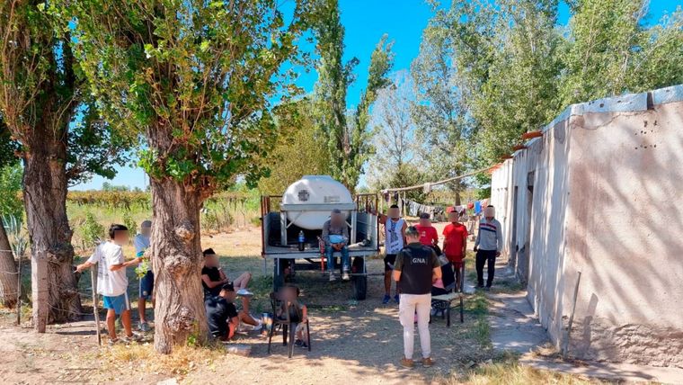 Las víctimas recibieron asistencia. Foto: Gendarmería Nacional