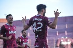 lanus derroto a gimnasia y se subio a lo mas alto del campeonato lanus derroto a gimnasia y se subio a lo mas alto del campeonato