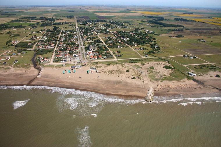 La Costa Atlántica cuenta con tranquilas playas para relajarse Foto: Turismo Miramar