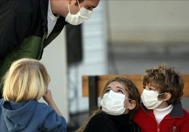 Cuidados en la administración del medicamento. Foto: Web