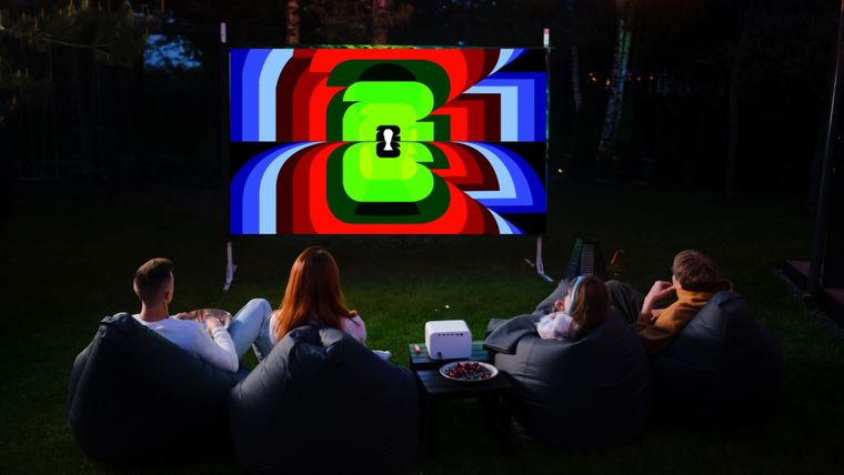 El uso de un proyector doméstico transforma la experiencia audiovisual durante las jornadas deportivas intensas.