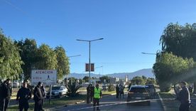 Una mujer sufrió un accidente fatal en Las Heras tras ser embestida por un automóvil. Una mujer sufrió un accidente fatal en Las Heras tras ser embestida por un automóvil.