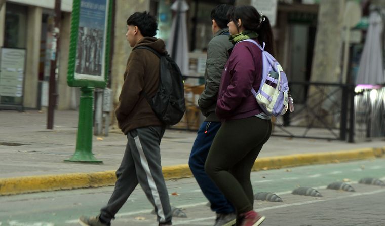 Entre nubes y sol: así estará el tiempo este jueves 14 en distintas regiones del país, según el SMN.
