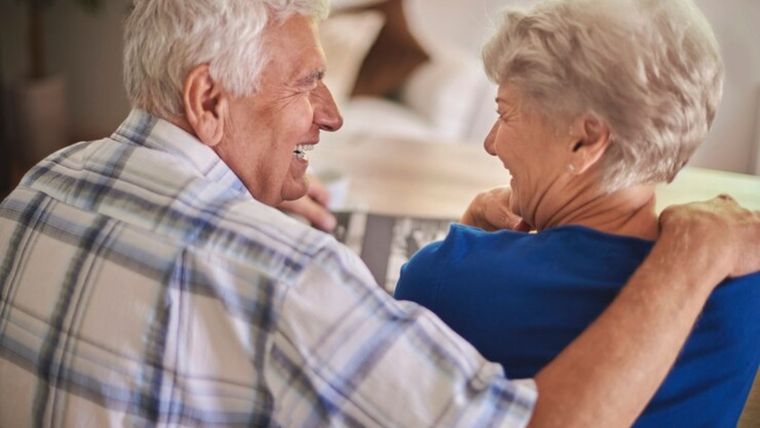 La billetera virtual de Banco Provincia ofrece un descuento imperdible para personas mayores de 60. Foto: Freepik