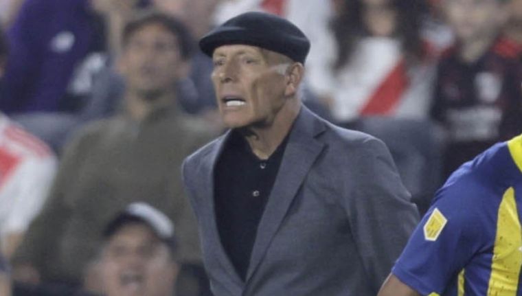 Russo lanzó una particular frase luego de la derrota en el Monumental. Foto: FotoBaires
