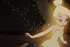 Campanita es la mejor amiga de Peter Pan Foto: Youtube Campanita es la mejor amiga de Peter Pan Foto: Youtube