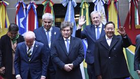 Javier Milei podría pegar el faltazo durante la próxima cumbre de jefes de Estados del Mercosur en Brasil. Javier Milei podría pegar el faltazo durante la próxima cumbre de jefes de Estados del Mercosur en Brasil.