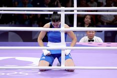 La IBA tomó una polémica determinación tras la renuncia de Angela Carini. Foto: EFE La IBA tomó una polémica determinación tras la renuncia de Angela Carini. Foto: EFE