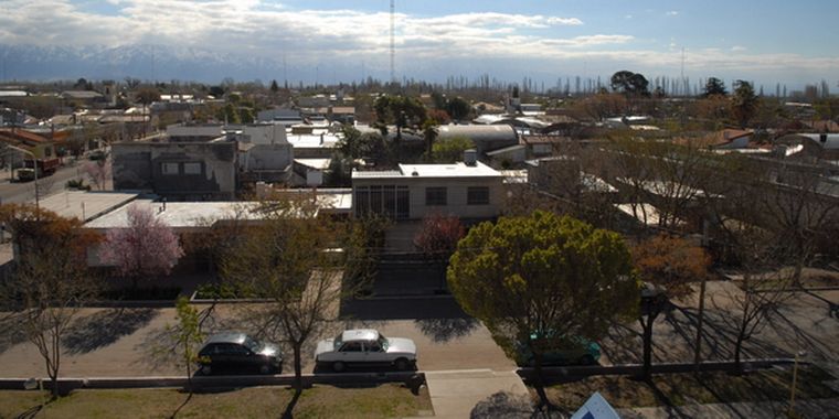 La Consulta. Foto: Marcelo Ruiz / MDZ