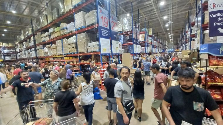 Expectativa por descuentos en mayoristas Foto: MDZ