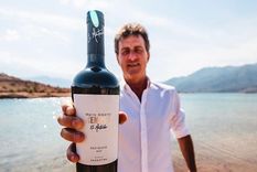 Kempes, feliz con su vino en Potrerillos.