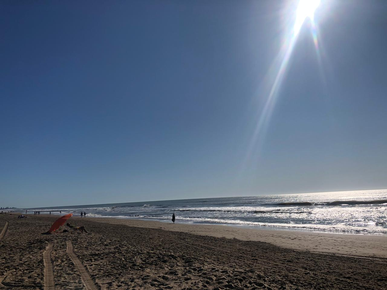 El silencio y el paisaje natural son parte esencial de la experiencia en este pueblo costero. El silencio y el paisaje natural son parte esencial de la experiencia en este pueblo costero.