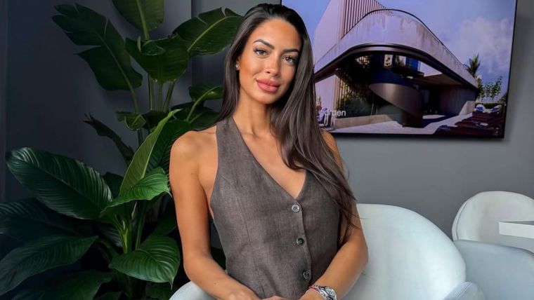 Abril Losardo sería la joven influencer que conquistó a Tinelli. Abril Losardo sería la joven influencer que conquistó a Tinelli.