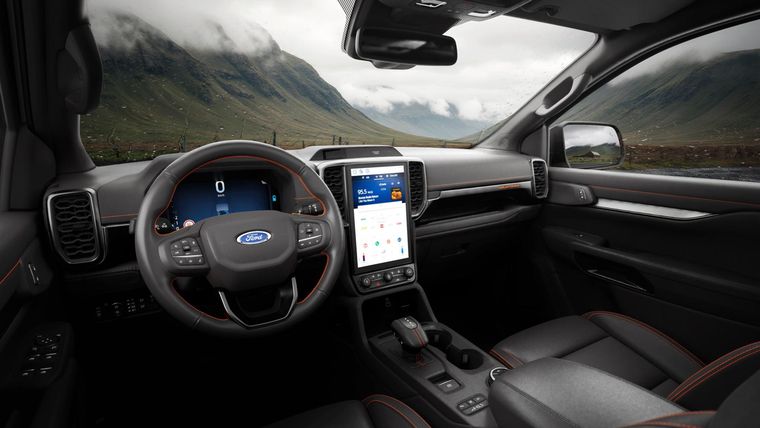 Conducción sin manos: el Ford Ranger Híbrido Enchufable estrena el sistema Ford BlueCruise