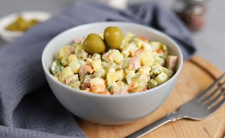 Ensaladilla rusa Una receta simple y deliciosa para hacer en minutos. Foto: Shutterstock