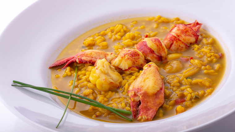 Disfruta esta receta de arroz con bogavante Disfruta esta receta de arroz con bogavante