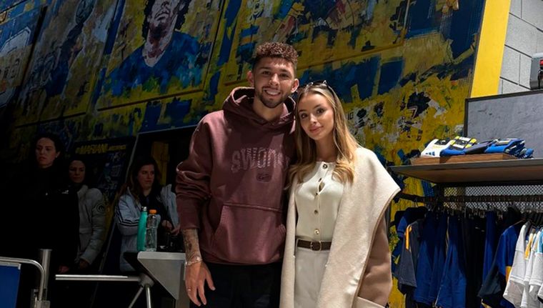 Julio Enciso y su pareja estuvieron juntos en La Boca.