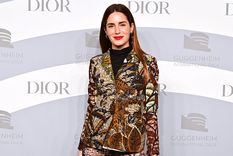 Gala González y Kate Hudson en un duelo de estilos con vestido morado de Valentino Foto: Europa Press