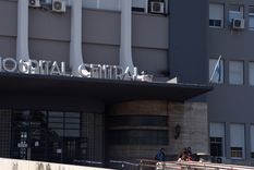 El hombre murió en el Hospital Central luego de pasar por el Paroissien de Maipú Foto: ALF PONCE MERCADO / MDZ