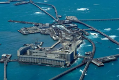 Vista aérea de la ciudad flotante gigante de 48 millas de Neft Dashlari en una imagen de 1997. Foto: GETTY IMAGES