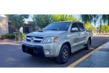 El usado del día: Toyota Hilux 2006 en excelente estado