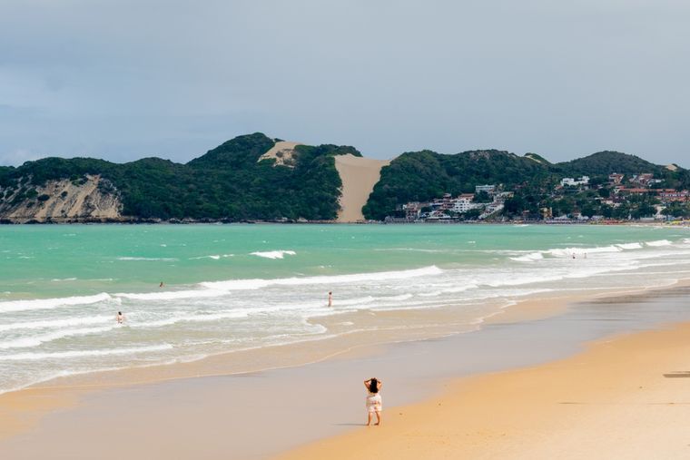 La playa de Brasil con un morro altísimo.&nbsp;