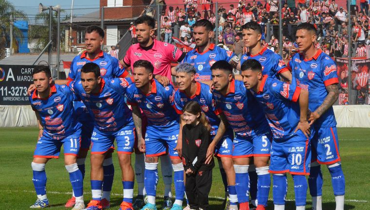 Talleres de Remedios de Escalada es uno de los dos decendidos de la Zona B de la Primera Nacional.