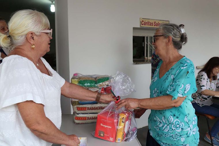 La organización de la Iglesia Católica Cáritas suspendió dos de sus programas en Brasil debido a falta de financiación por parte de Estados Unidos. La organización de la Iglesia Católica Cáritas suspendió dos de sus programas en Brasil debido a falta de financiación por parte de Estados Unidos.