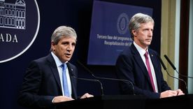 El ministro de Economía, Luis Caputo, y el titular del Banco Central, Santiago Bausili, monitorean cómo está la demanda de dinero para definir las tasas de interés. El ministro de Economía, Luis Caputo, y el titular del Banco Central, Santiago Bausili, monitorean cómo está la demanda de dinero para definir las tasas de interés.