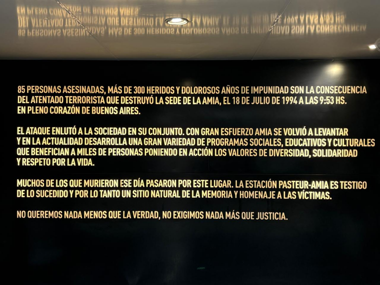 El mensaje que puede verse en la Estación de la Memoria El mensaje que puede verse en la Estación de la Memoria