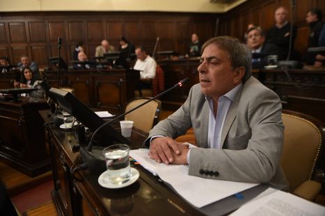 Daniel Galdeano. Daniel Galdeano.