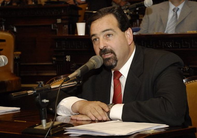 Carlos Ciurca, de reunión en reunión. Foto: MDZ