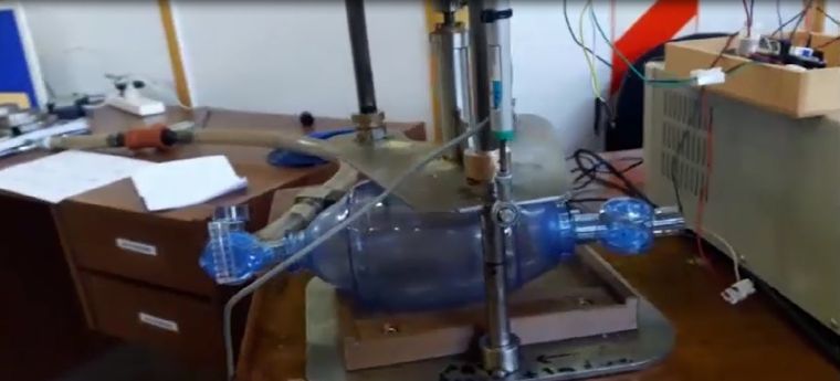 El asistente de respiración de Impsa con diseño propio.