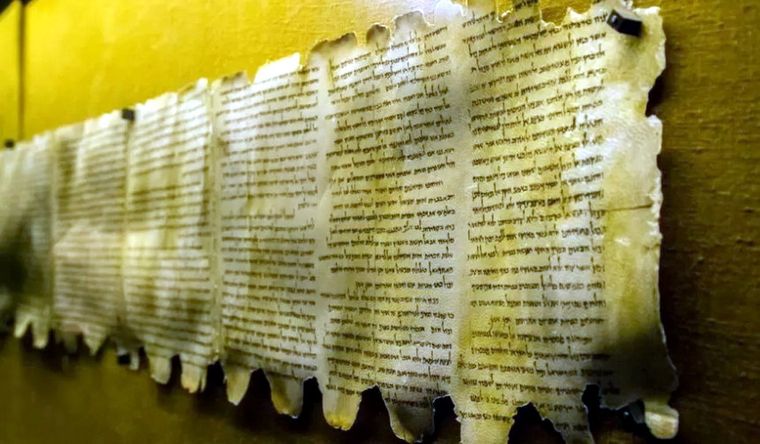 La IA y las dataciones han ofrecido hallazgos sobre los Manuscritos del Mar Muerto. Foto: Shutterstock. La IA y las dataciones han ofrecido hallazgos sobre los Manuscritos del Mar Muerto. Foto: Shutterstock.