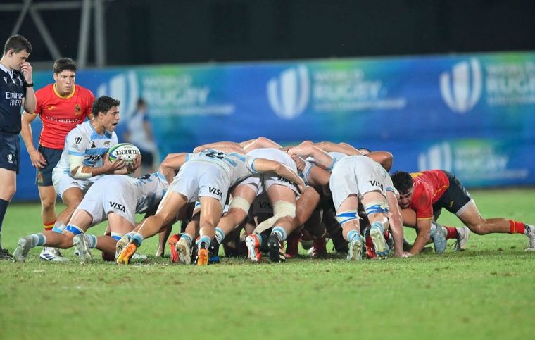 Los Pumitas vienen de superar a Gales y España, ahora van por Francia en el Mundial M20. Los Pumitas vienen de superar a Gales y España, ahora van por Francia en el Mundial M20.