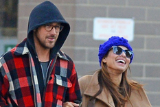 Eva Mendes reveló la verdadera causa por la que no se muestra públicamente junto a Ryan Gosling y sus hijas. Foto: PacificCoastNews.com