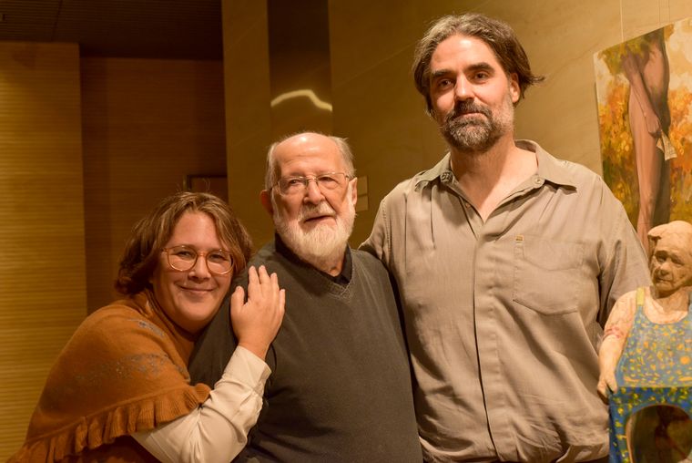 Laura Rudman, Antonio Sarelli y Fernando Rosas. Laura Rudman, Antonio Sarelli y Fernando Rosas.