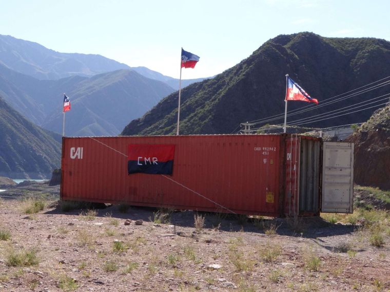 El club Regatas niveló el terreno y mantiene la bajada el predio. El club Regatas niveló el terreno y mantiene la bajada el predio.