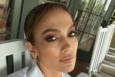 Usa de inspiración estos looks de Jennifer Lopez para tus próximos eventos Foto: Instagram