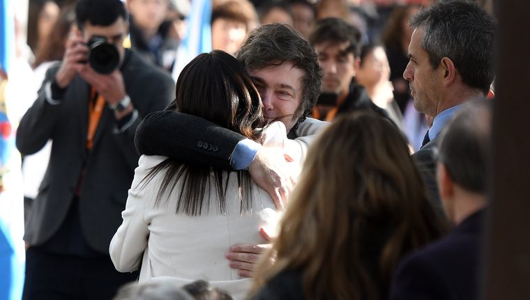 El presidente Javier Milei y el Gobierno gasta una importante suma para determinar el índice de aprobación de cara a las Legislativas. Foto: ALF PONCE MERCADO / MDZ