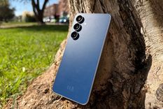 Potencia compacta: el Galaxy S25FE combina 8 GB de RAM con 256 GB de almacenamiento para rendir todo el día sin quedarse sin espacio.