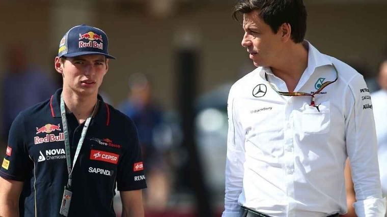 Toto Wolff cruzó a Max Verstappen tras sus dichos por el nuevo reglamento de la F1.