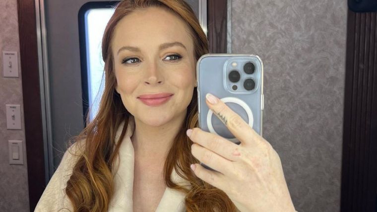Lindsay Lohan En un nuevo rol. Foto: @lindsaylohan