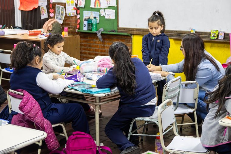 Escuela Clases Aula Docentes Colegio Primario  (14).jpg