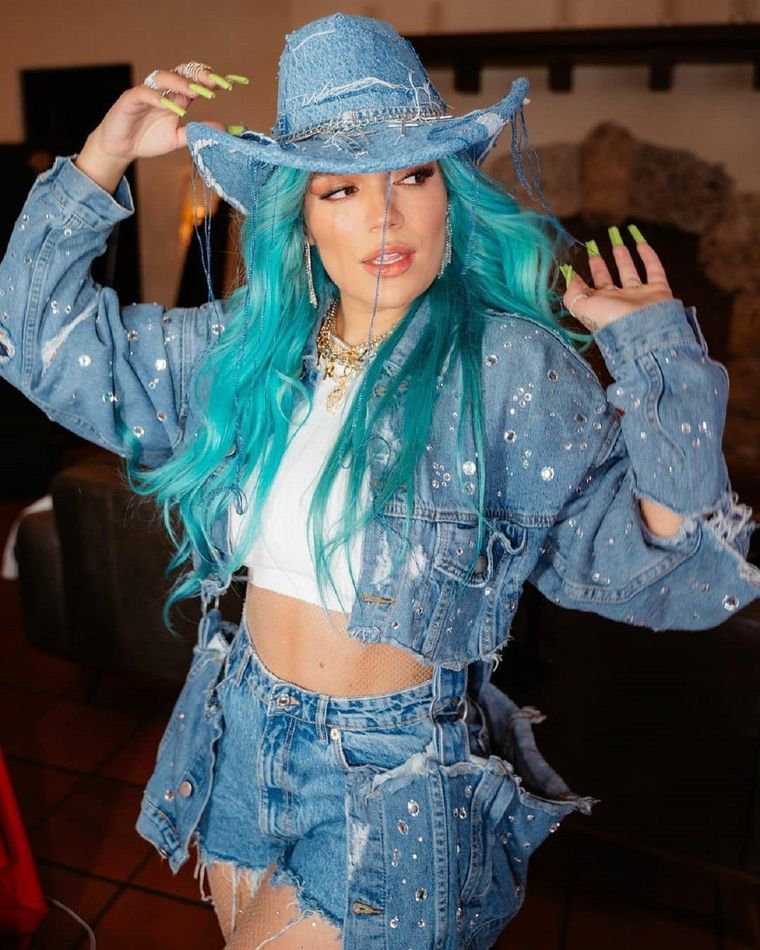 Karol G lo apuesta todo y se gana los elogios por parte de sus fans Foto: Instagram