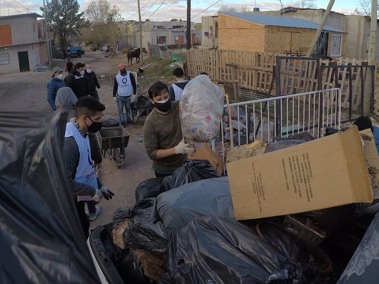 Operativos En Villa Azul se están realizando diversas acciones para evitar la propagación.