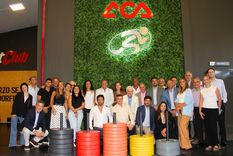 ACA y SportClub abren un nuevo gimnasio en el barrio porteño de Flores.