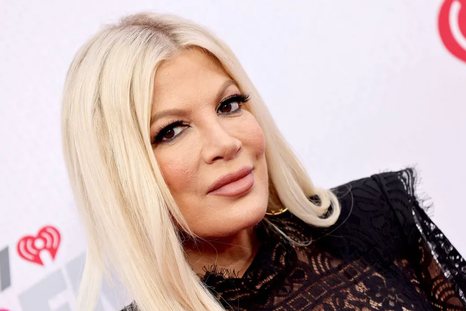 Tori Spelling está pasando por un momento duroo y reveló que casi se muere toda su familia por una extraña causa. Foto: Getty Images