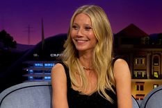 Gwyneth Paltrow pasó por The Late Late Show con James Corden y recordó una época oscura de su vida, y lo hizo con risas. Foto: CBS.