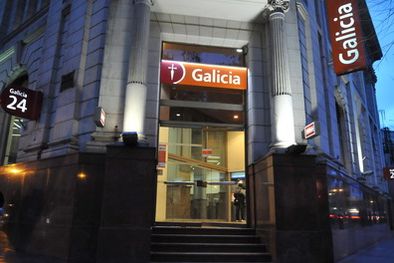 MDZol | El robo se produjo en la sucursal de España y Necochea. Foto: Flor Kaiser/MDZ